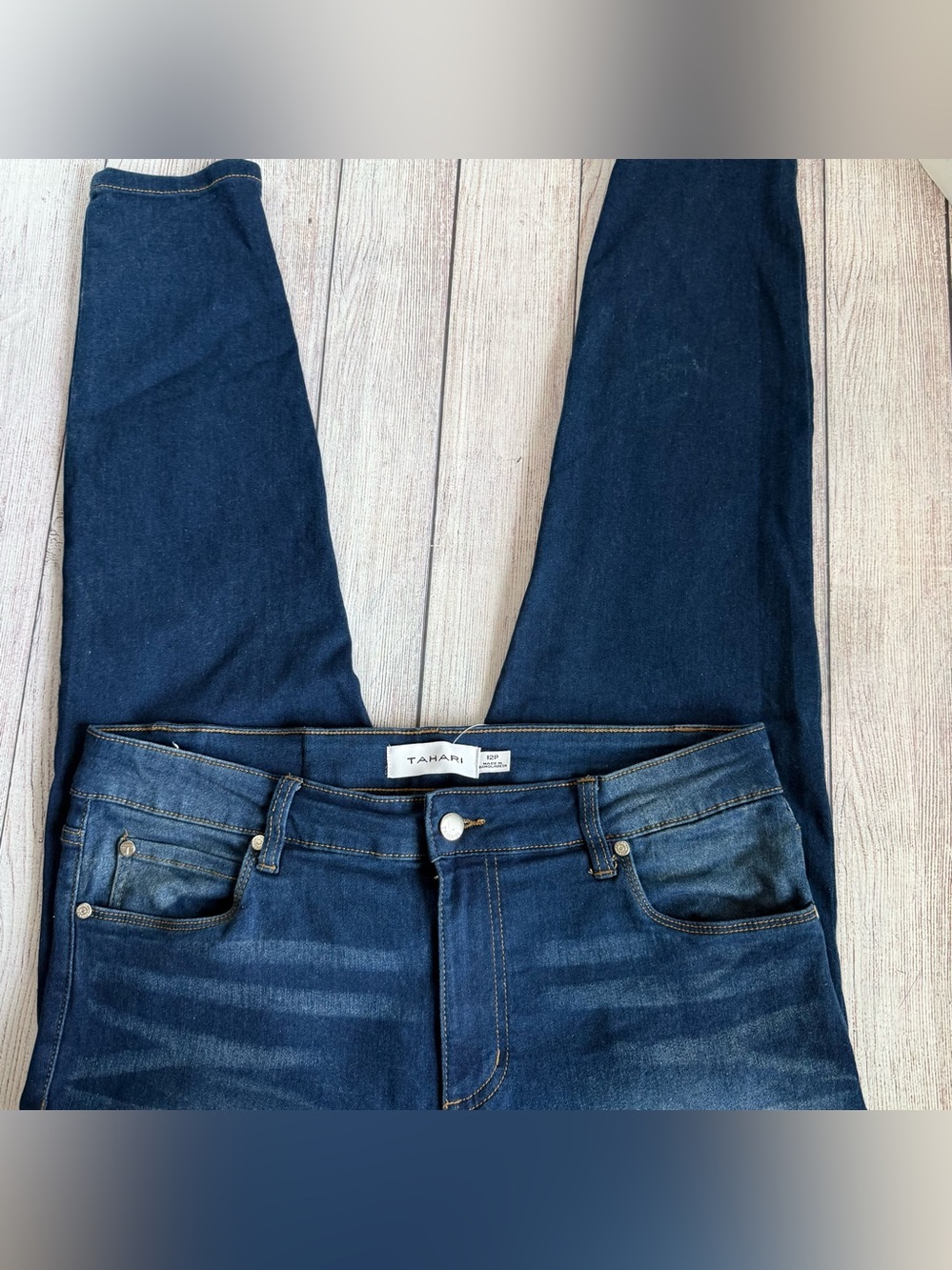 TAHARI Dark Wash Stretch Skinny Jeans 12 Petite